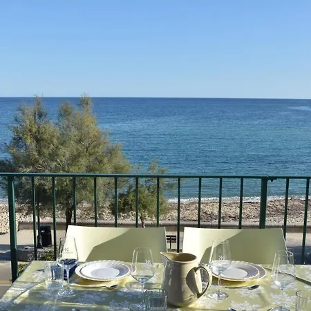 Montecristo - Fronte Mare In Posizione Unica Apartmán *