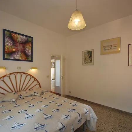 Montecristo - Fronte Mare In Posizione Unica דירה